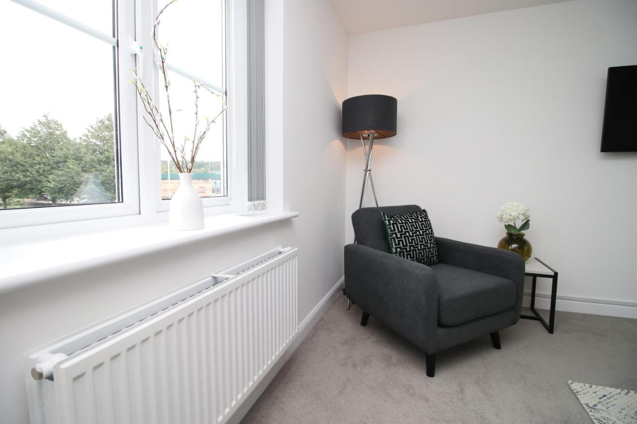 Morriston No 43 Stadium Views By Ssw - 2Br, Parking, Sleeps 4, 3Min Walk To Stadium, 10Min Drive To City Centre, Marina And Close To M4 מראה חיצוני תמונה