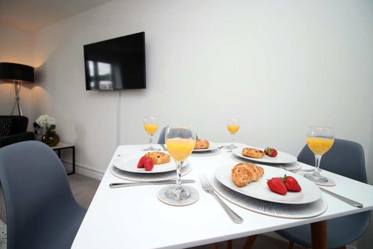 Morriston No 43 Stadium Views By Ssw - 2Br, Parking, Sleeps 4, 3Min Walk To Stadium, 10Min Drive To City Centre, Marina And Close To M4 מראה חיצוני תמונה